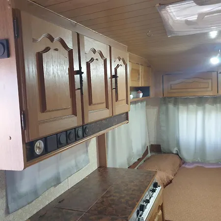 Aquariumi Jale Camping *